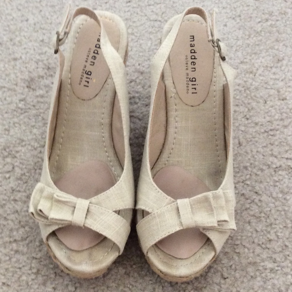 Madden Girl Wedges